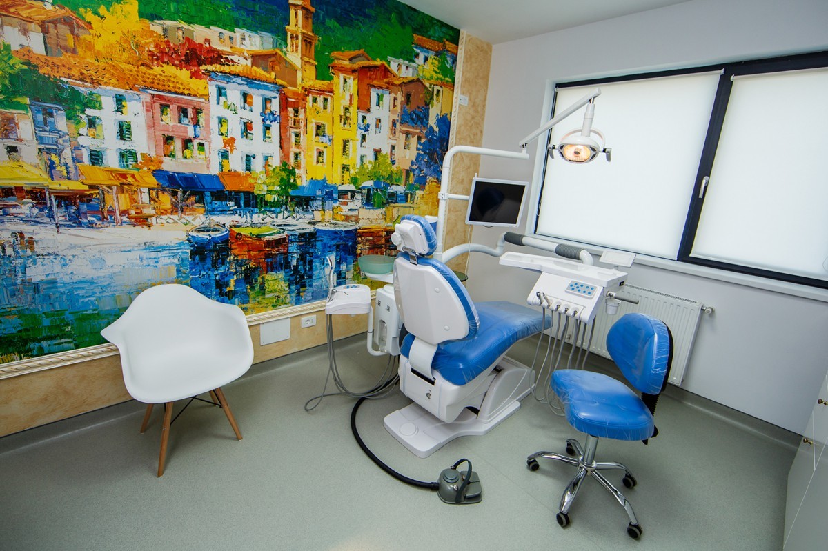 Clinica dentară Lyrdent București
